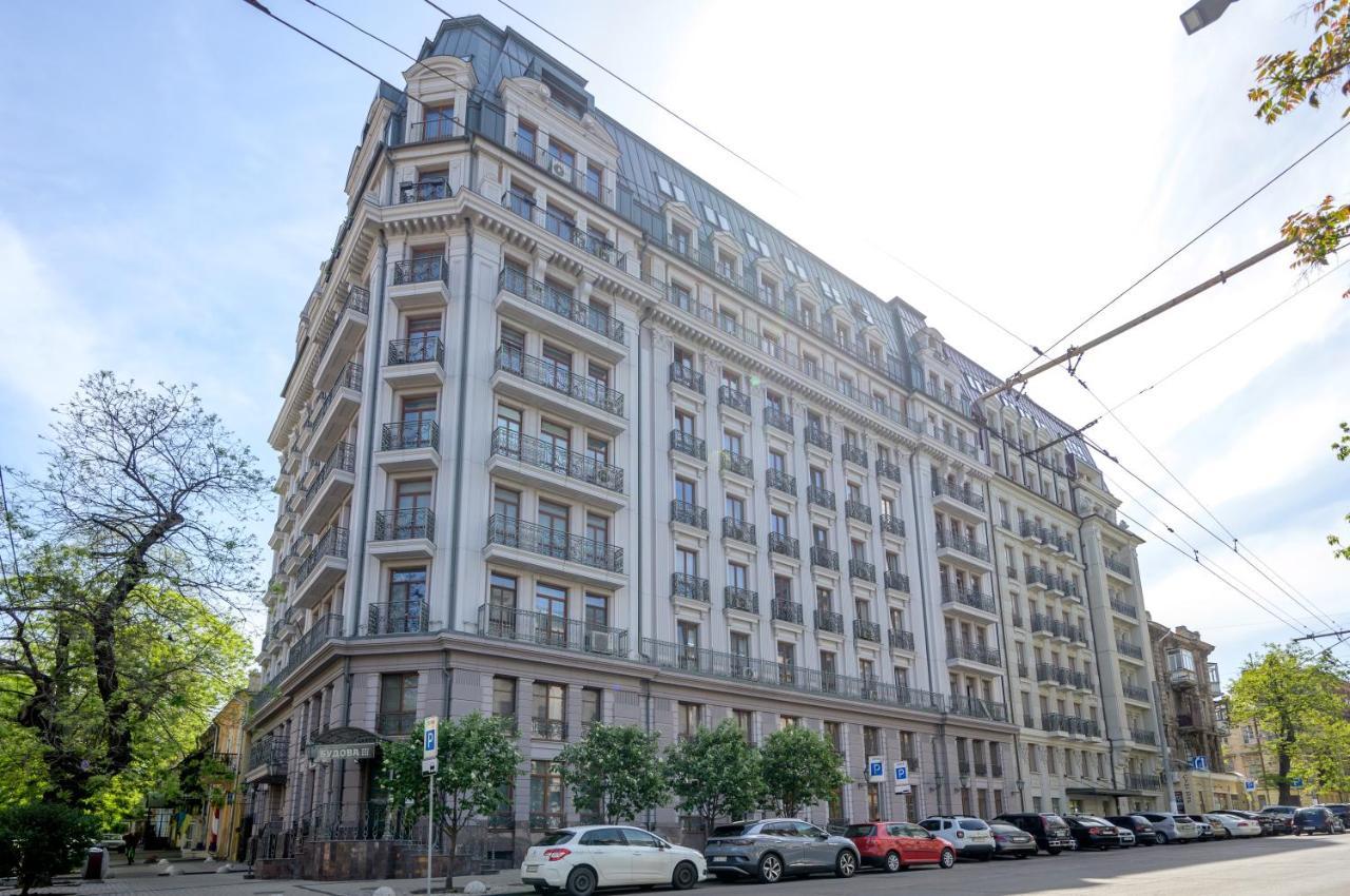 Красивая Квартира В Центре Одессы Odessa Exterior foto